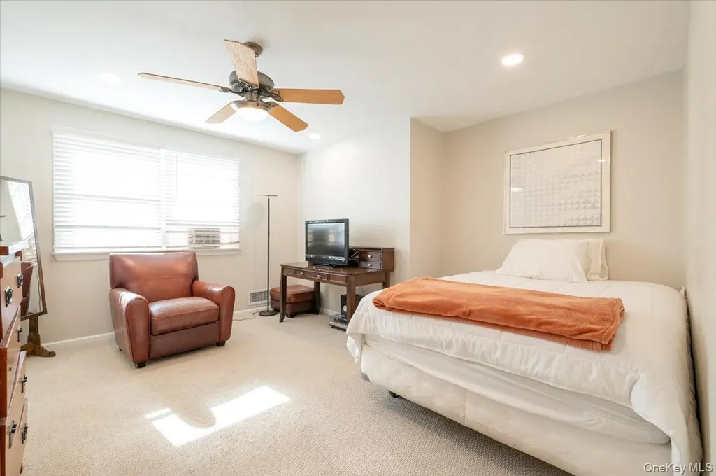 3476 Colony Drive Baldwin Harbor NY 11510