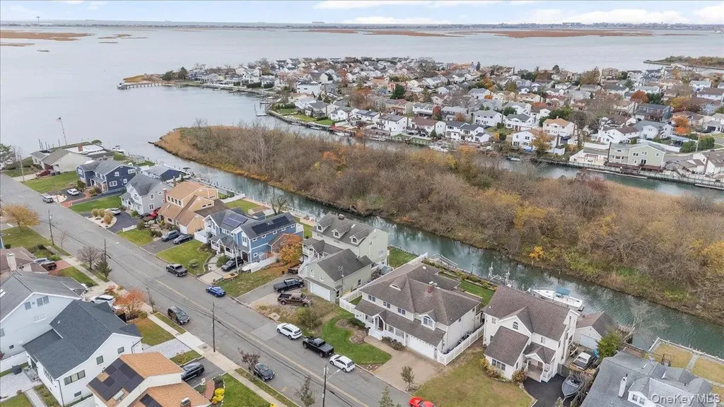 3476 Colony Drive Baldwin Harbor NY 11510