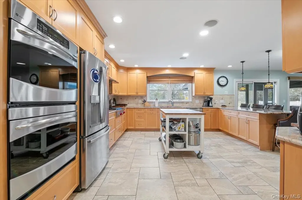 3476 Colony Drive Baldwin Harbor NY 11510