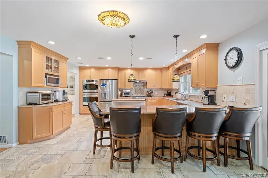 3476 Colony Drive Baldwin Harbor NY 11510
