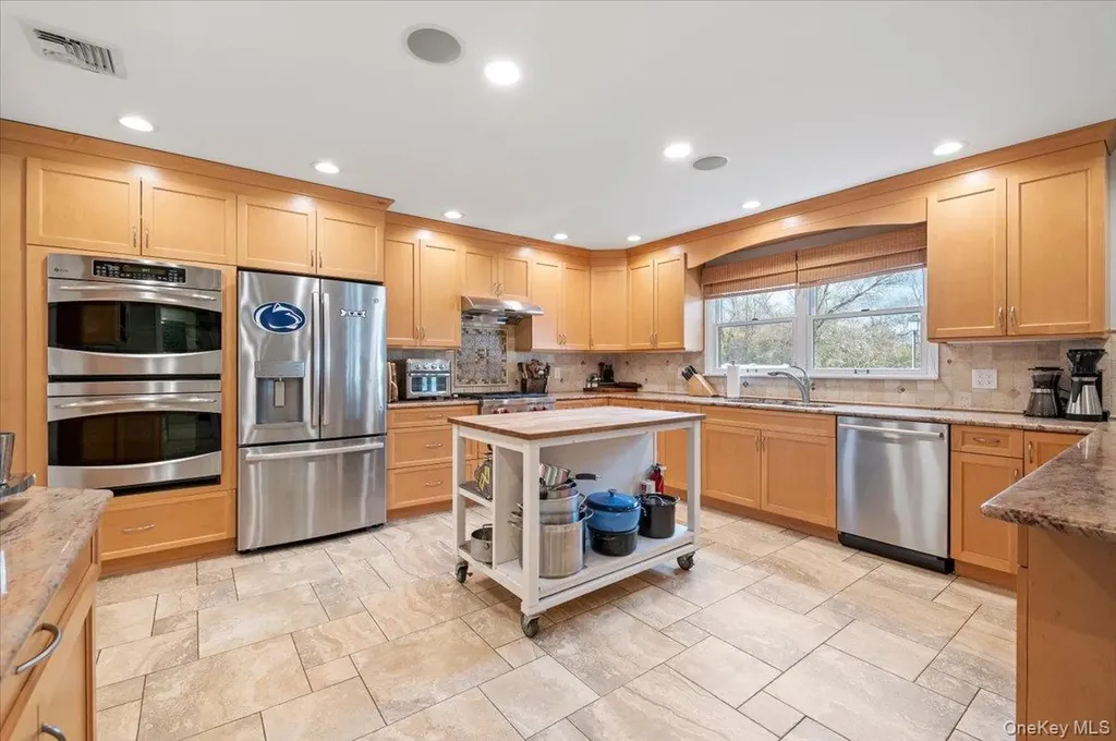 3476 Colony Drive Baldwin Harbor NY 11510