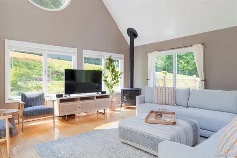 135 Turk Hill Road Carmel NY 10509