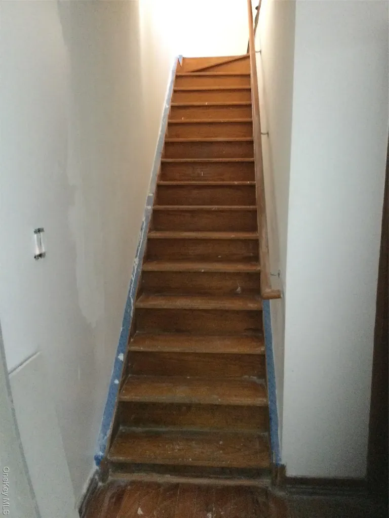 179 Monroe Street Brooklyn NY 11216