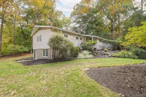 101 Hickory Hill Road Tappan NY 10983
