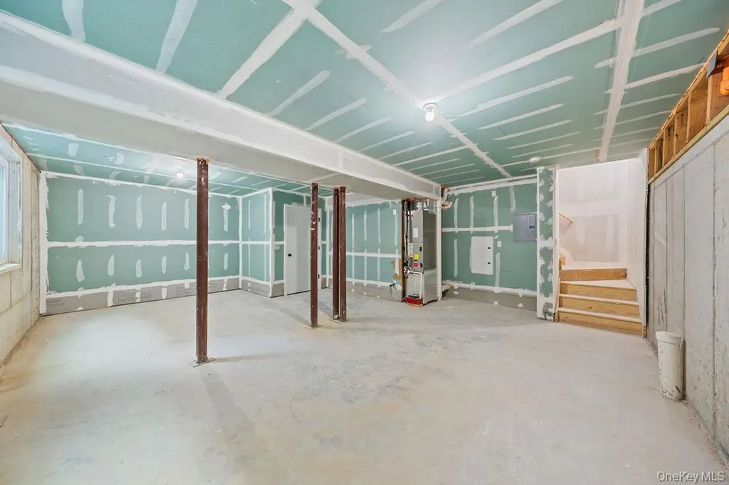 472 W Central Avenue Spring Valley NY 10977