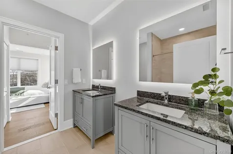 1804 Soundview Court Yorktown Heights NY 10598