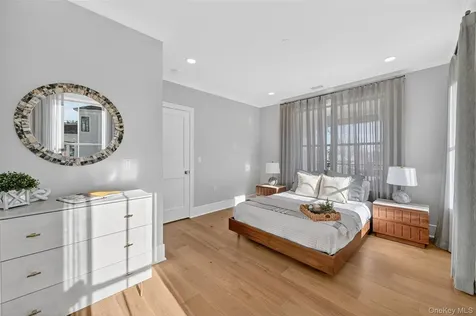 1804 Soundview Court Yorktown Heights NY 10598