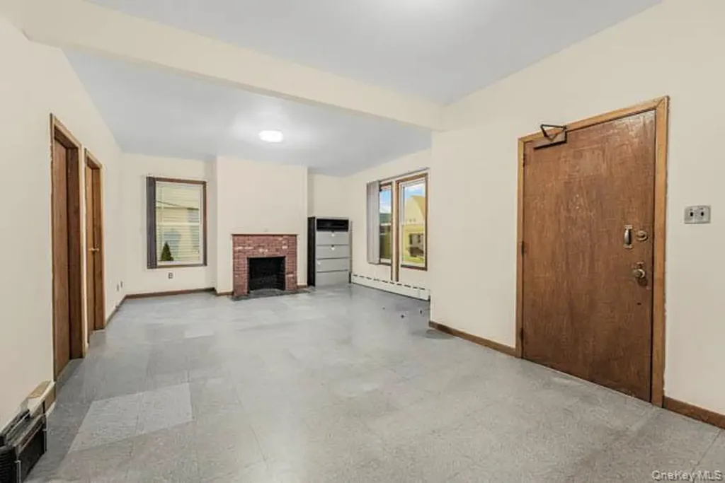 69 Waring Place Yonkers NY 10703
