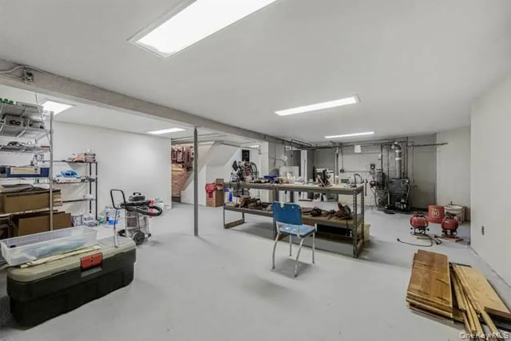 69 Waring Place Yonkers NY 10703