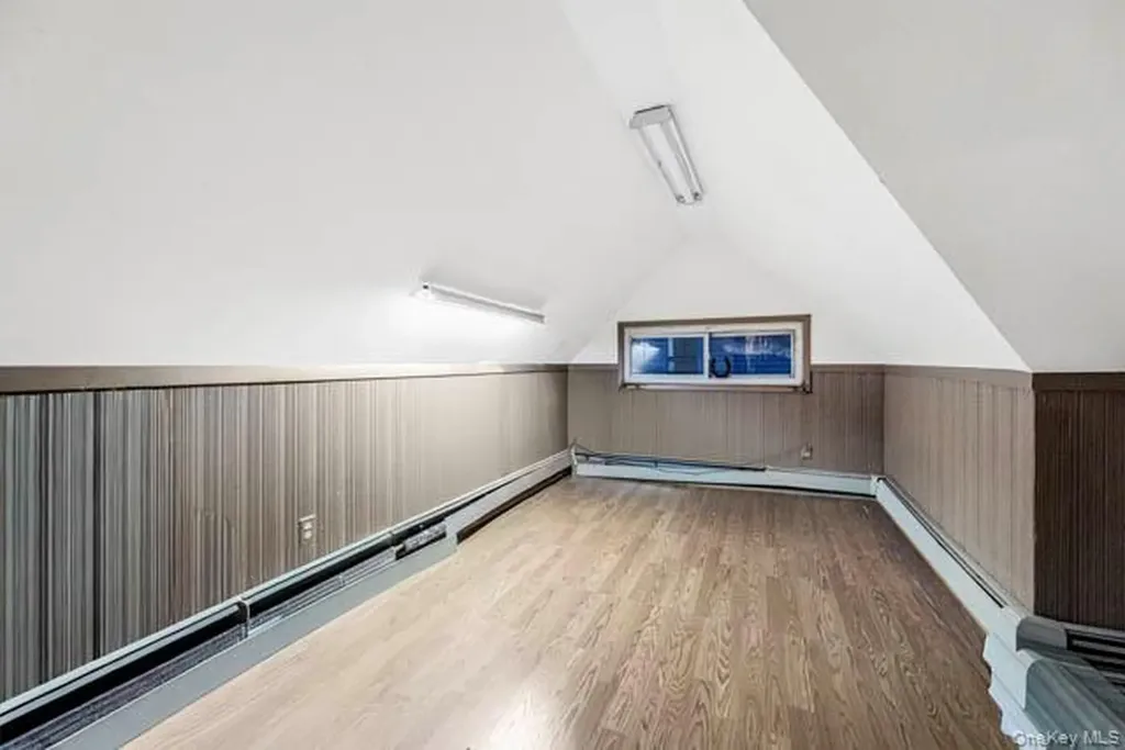 69 Waring Place Yonkers NY 10703