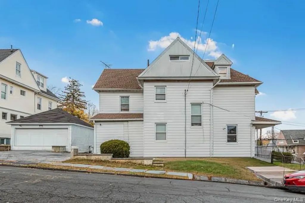 69 Waring Place Yonkers NY 10703