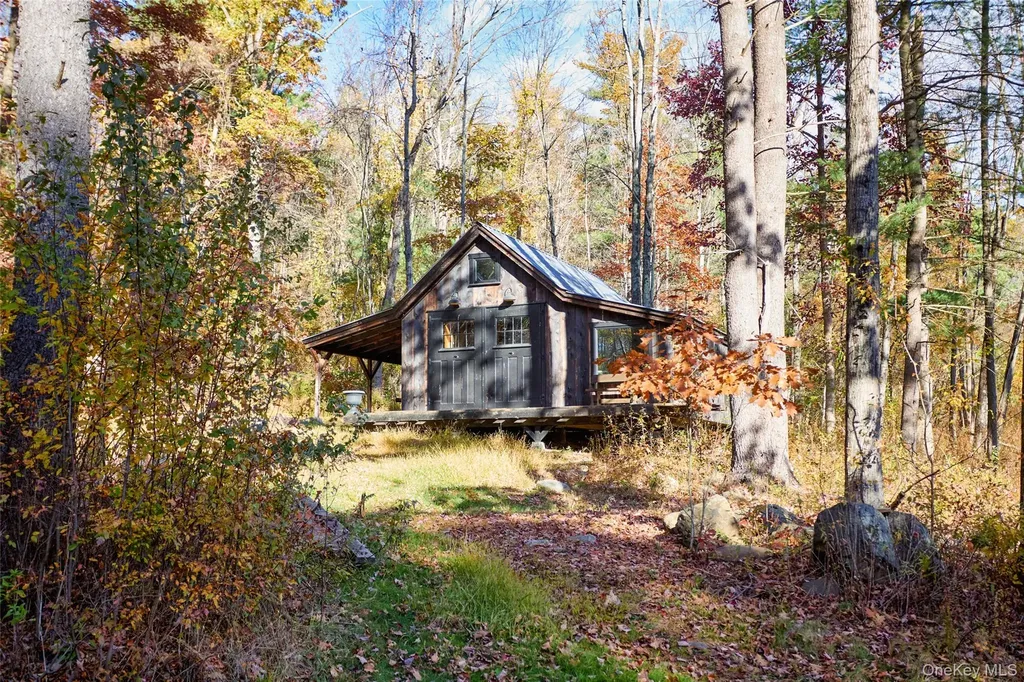 40 Engel Road Chatham NY 12136