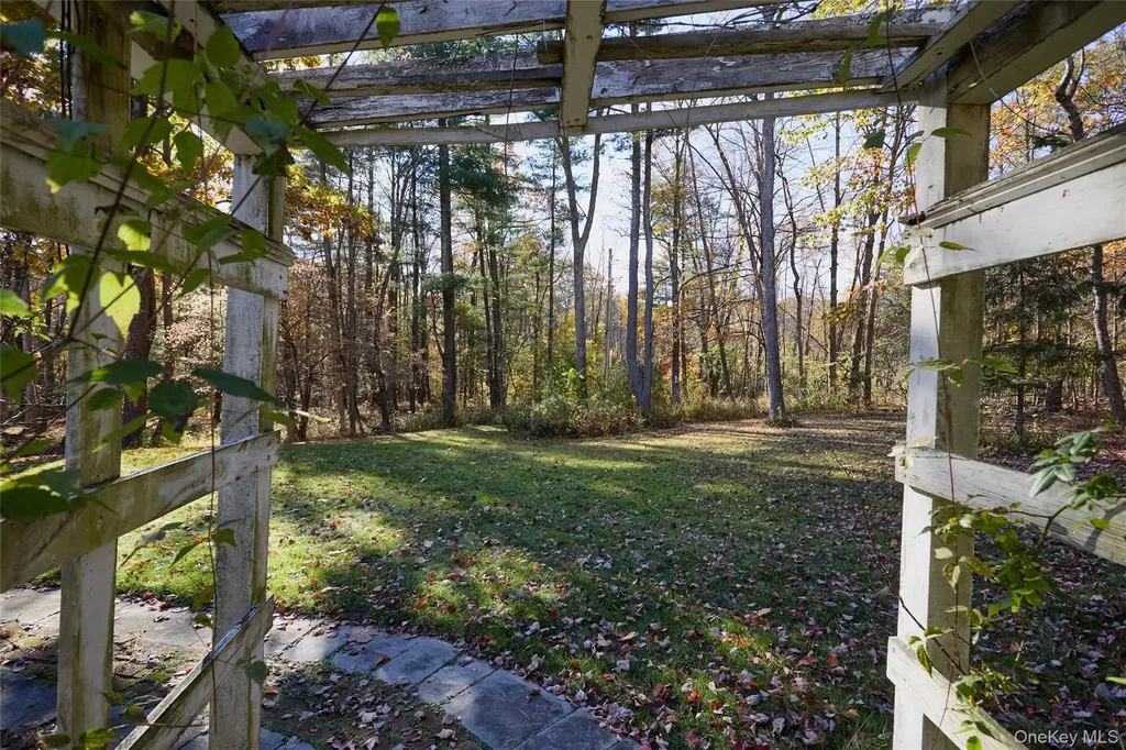 40 Engel Road Chatham NY 12136