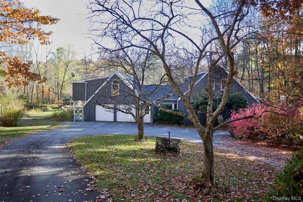 40 Engel Road Chatham NY 12136