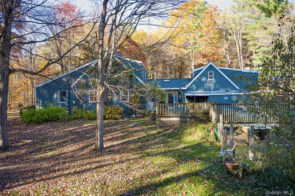 40 Engel Road Chatham NY 12136