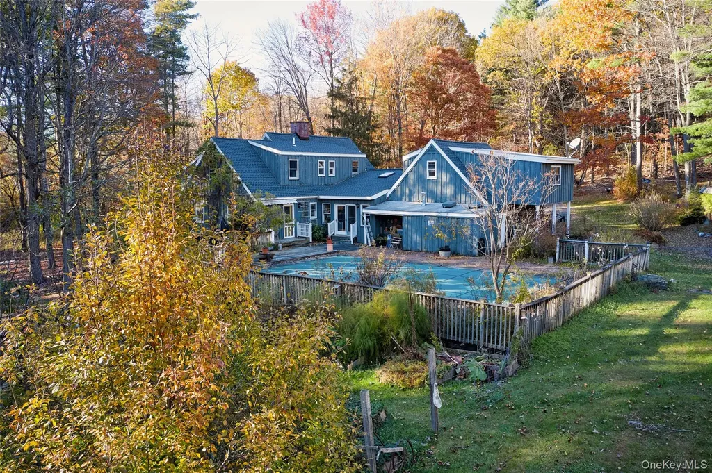 40 Engel Road Chatham NY 12136