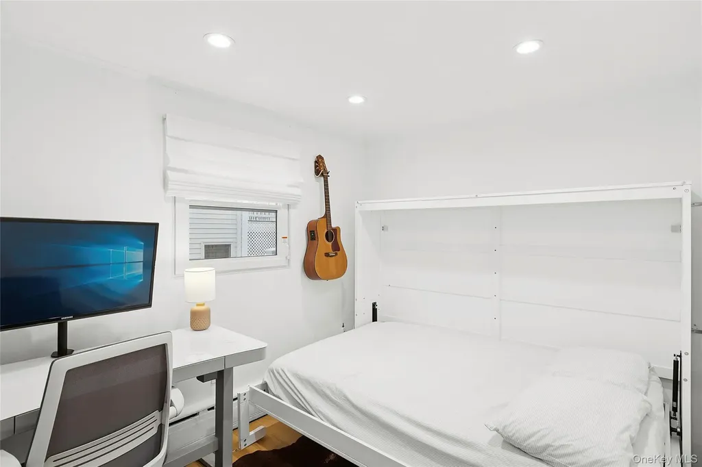11 Shell Road Hampton Bays NY 11946