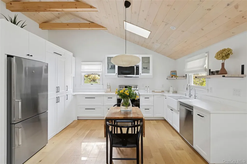 11 Shell Road Hampton Bays NY 11946