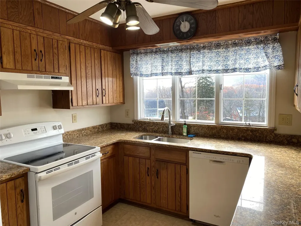 1378 State Route 94 New Windsor NY 12553