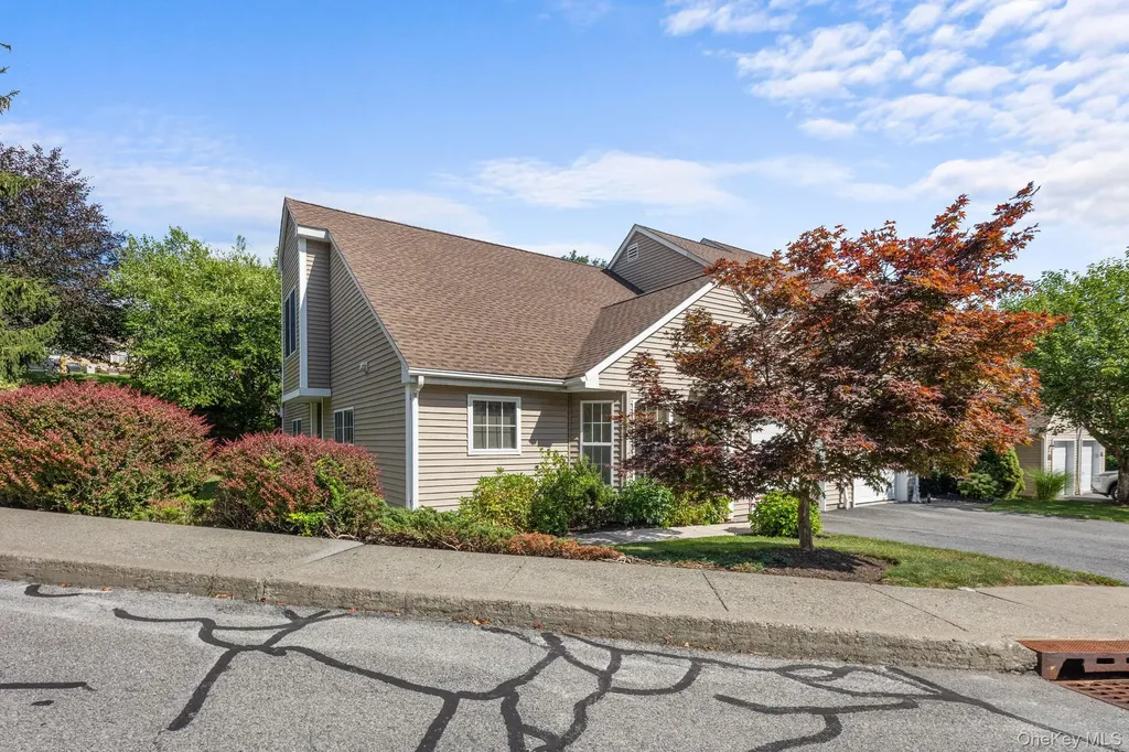 100 Sparrow Ridge Road Carmel NY 10512