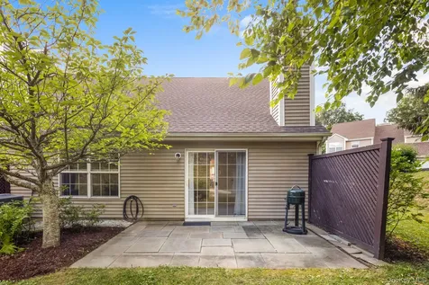 100 Sparrow Ridge Road Carmel NY 10512