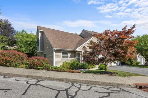 100 Sparrow Ridge Road Carmel NY 10512