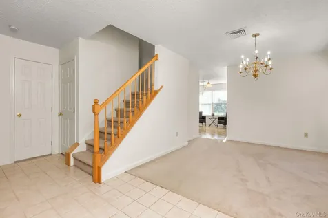 100 Sparrow Ridge Road Carmel NY 10512