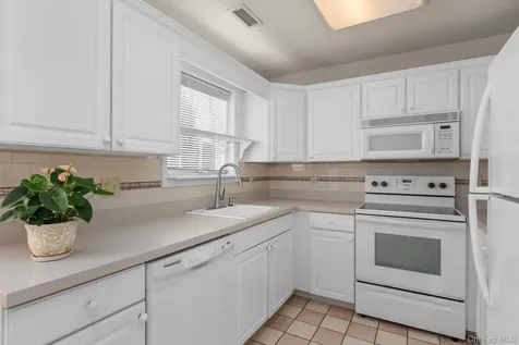 100 Sparrow Ridge Road Carmel NY 10512