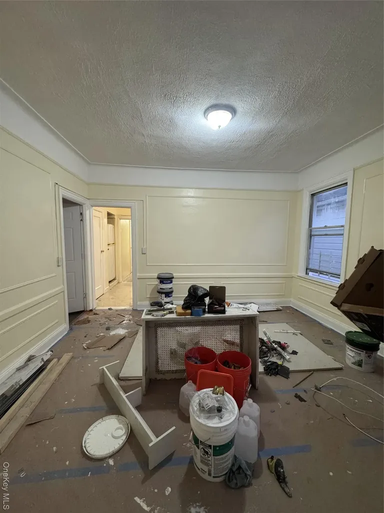 4346 Edson Avenue Bronx NY 10466