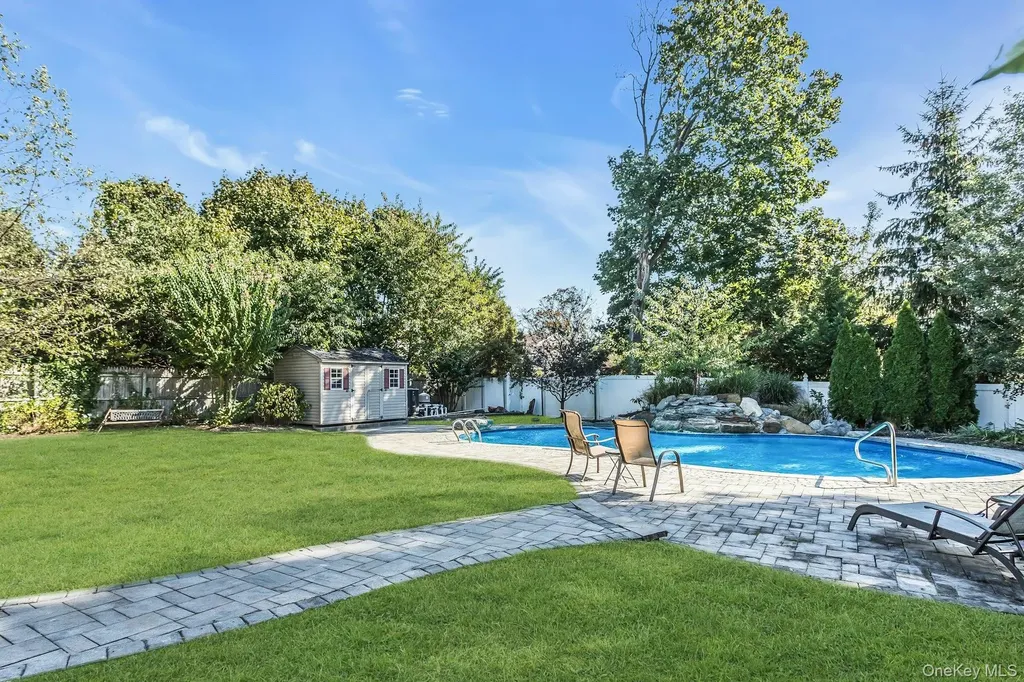 40 Burt Avenue Northport NY 11768