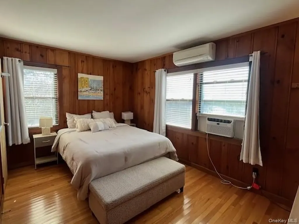 35 Sloop Walk Summer Club NY 11706