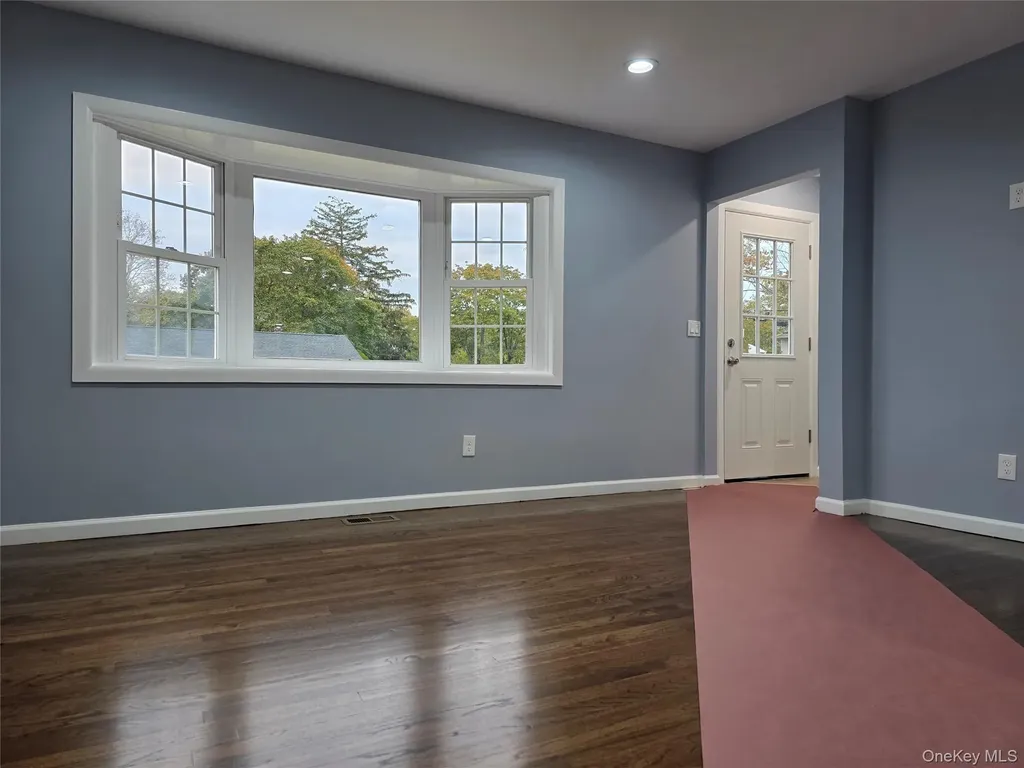 9 Cypress Avenue Bay Shore NY 11706