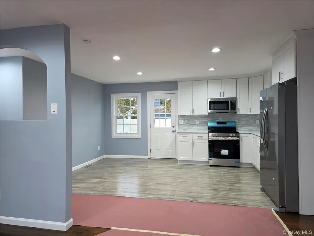 9 Cypress Avenue Bay Shore NY 11706