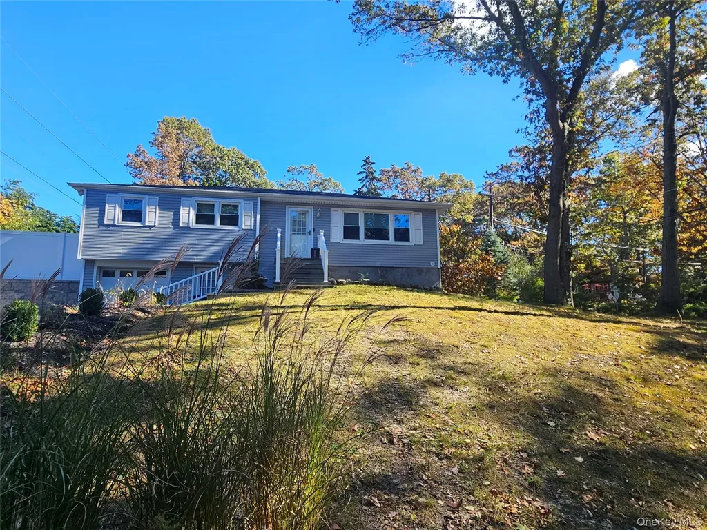 31 Brookhaven Drive Rocky Point NY 11778
