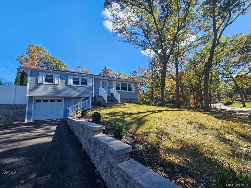 31 Brookhaven Drive Rocky Point NY 11778