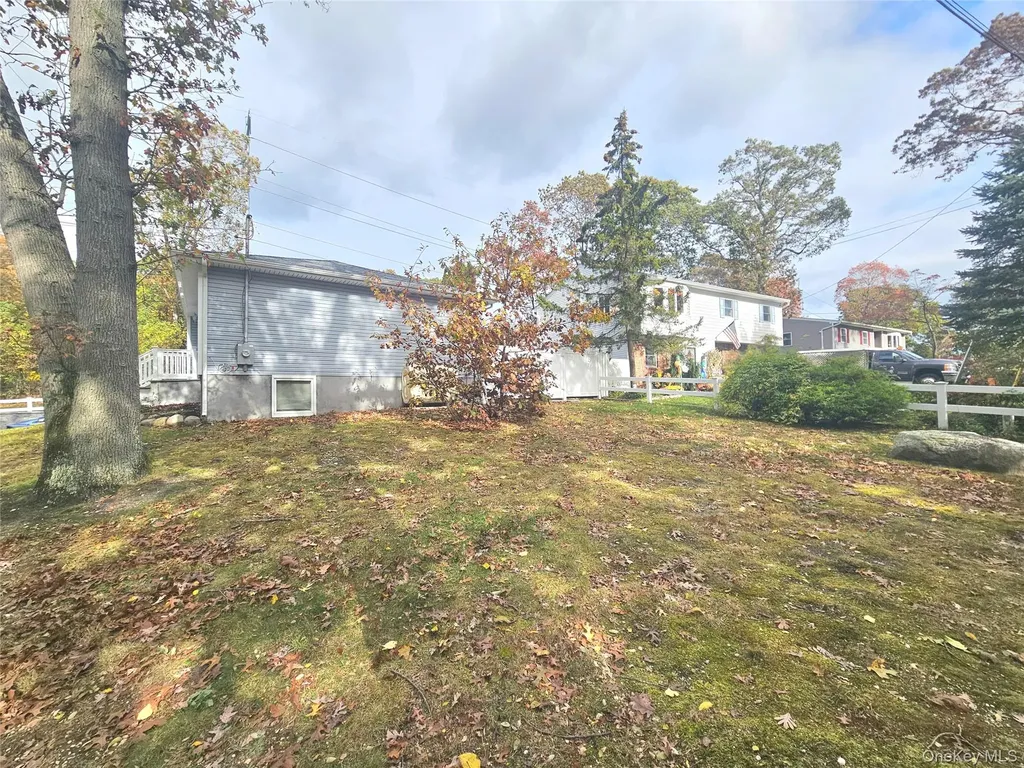 31 Brookhaven Drive Rocky Point NY 11778