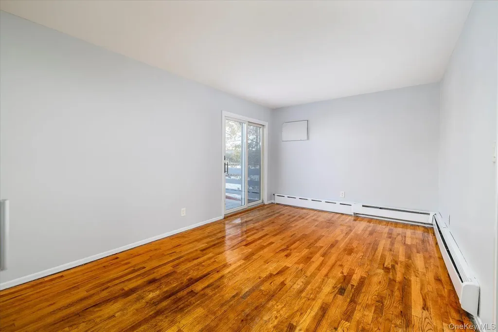 69 E 1st Street Freeport NY 11520