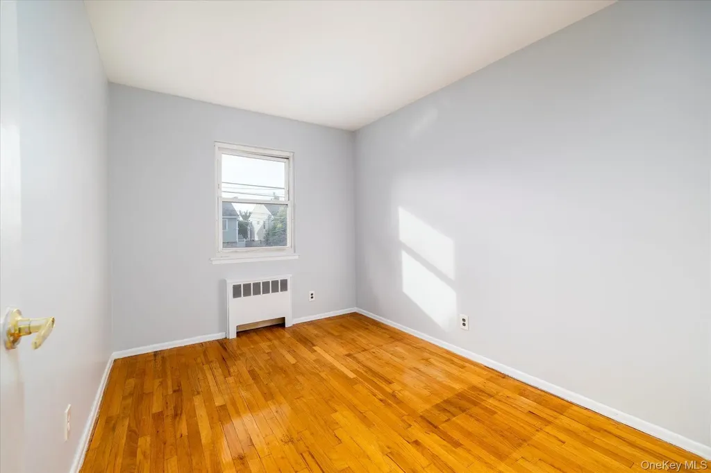 69 E 1st Street Freeport NY 11520