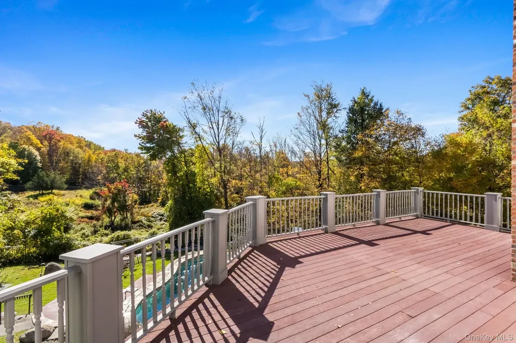 496 Long Ridge Road Bedford NY 10506