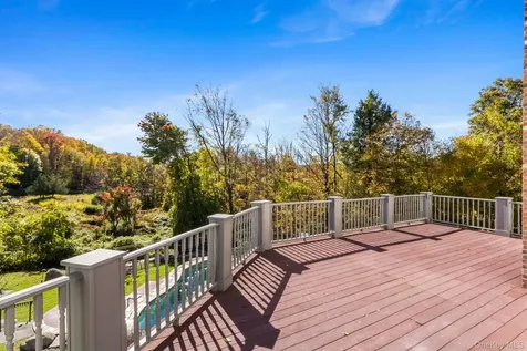 496 Long Ridge Road Bedford NY 10506