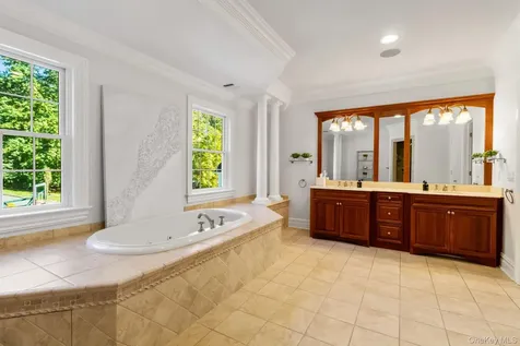 496 Long Ridge Road Bedford NY 10506