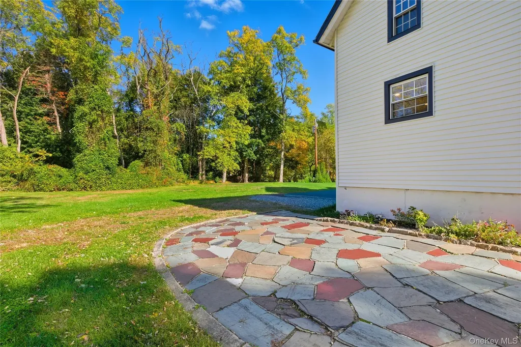39 Cox Avenue Armonk NY 10504