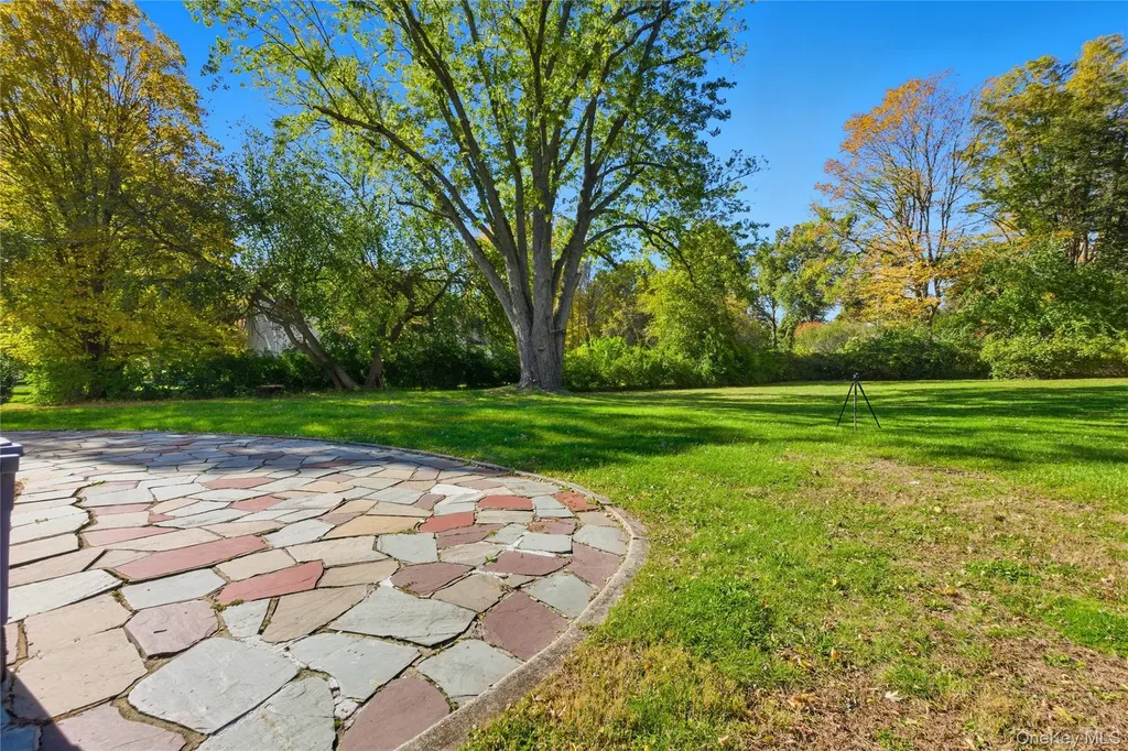 39 Cox Avenue Armonk NY 10504