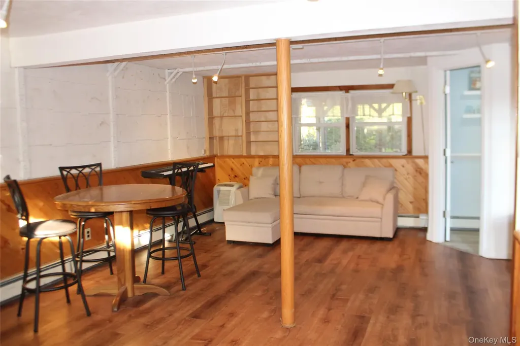 76 Friendly Road Mahopac NY 10541