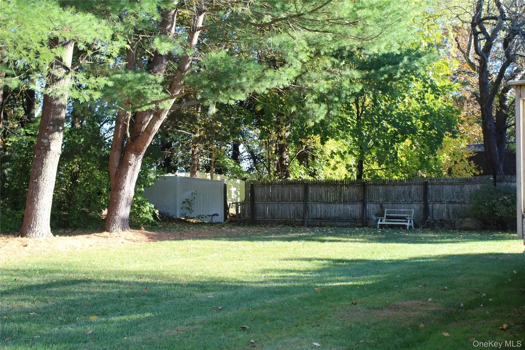 76 Friendly Road Mahopac NY 10541