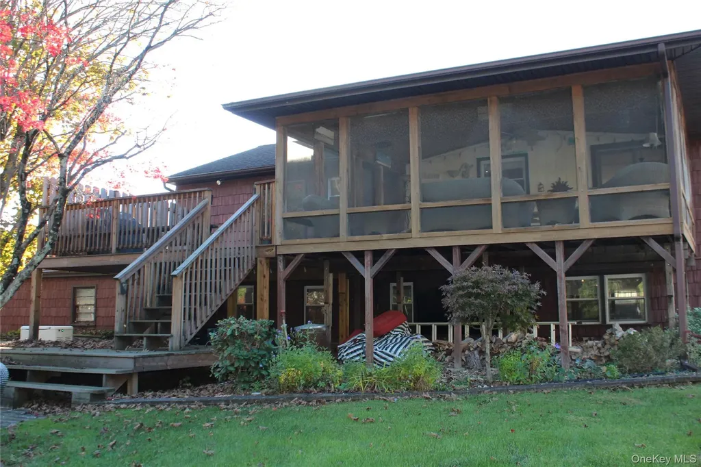 76 Friendly Road Mahopac NY 10541
