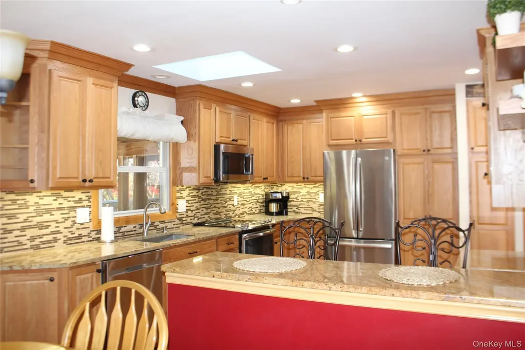 76 Friendly Road Mahopac NY 10541