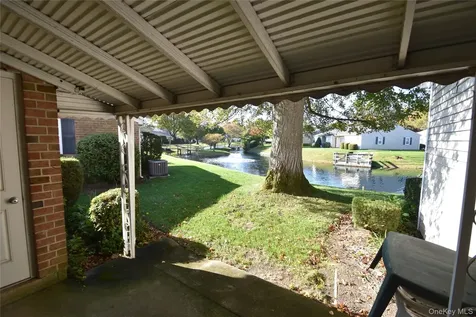 44 Harbor Road N Amityville NY 11701