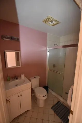 44 Harbor Road N Amityville NY 11701