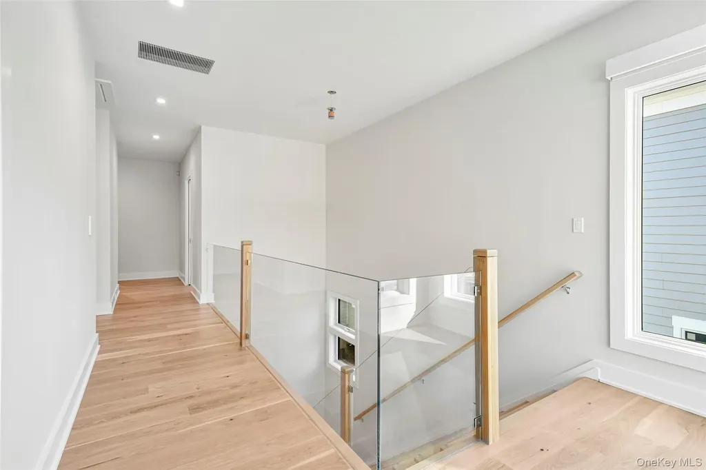 65 Myrtle Boulevard Larchmont NY 10538